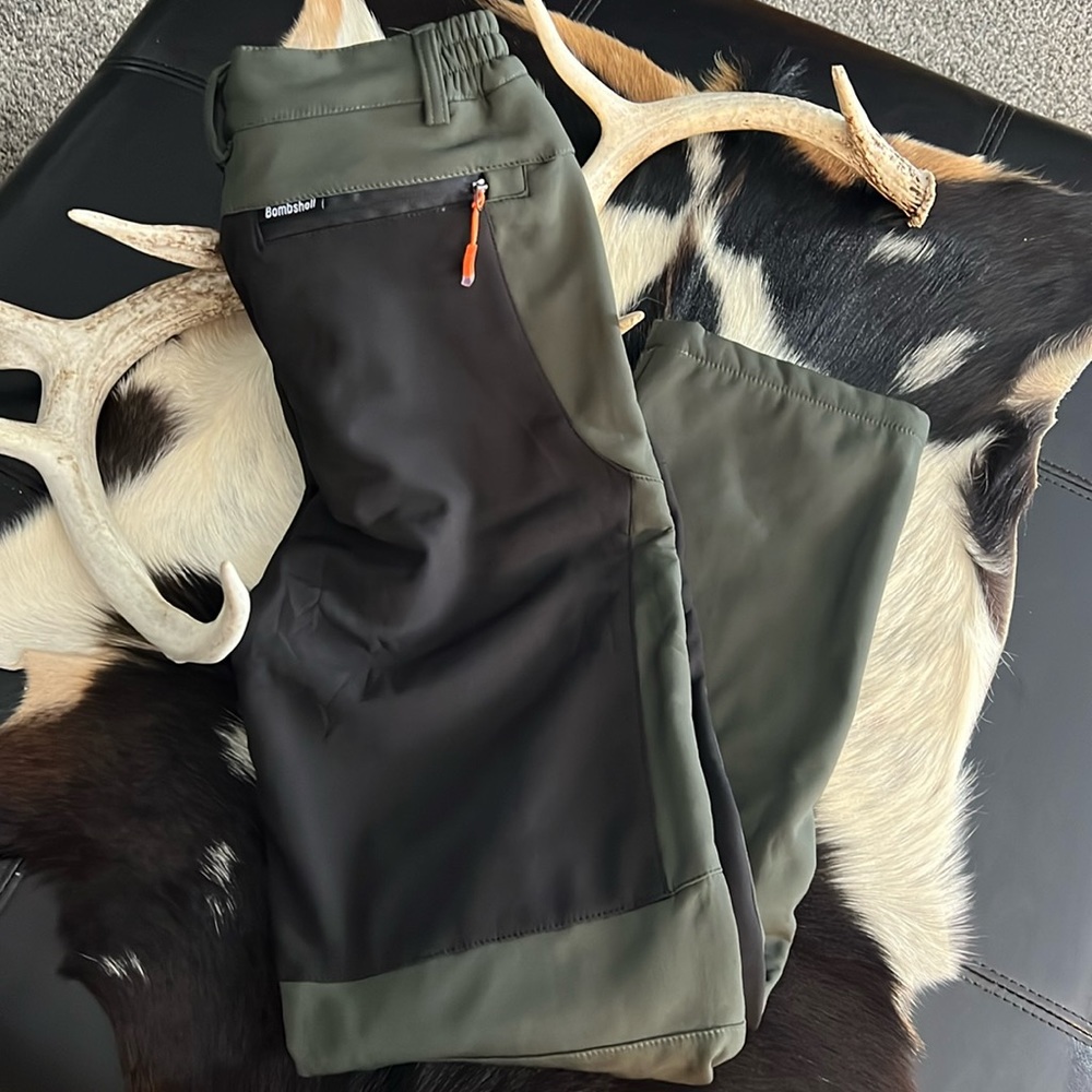 Bombshell Wild Country Gear NEW NEVER Worn sz Sm